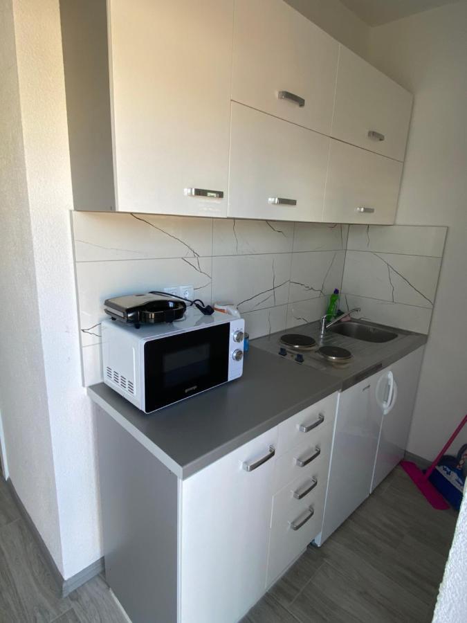 Apartmani Anita Starigrad Paklenica Eksteriør billede
