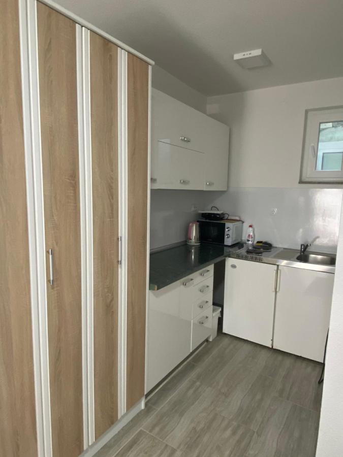 Apartmani Anita Starigrad Paklenica Eksteriør billede
