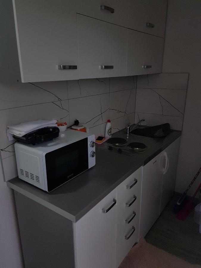 Apartmani Anita Starigrad Paklenica Eksteriør billede